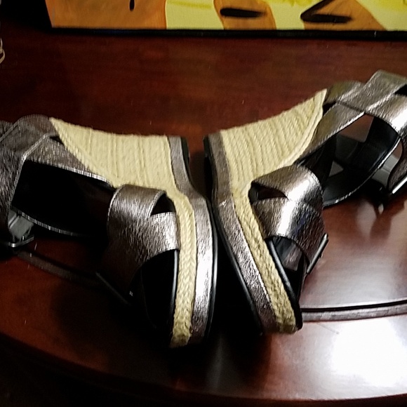 Michael Antonio matallic wedge - Picture 3 of 4